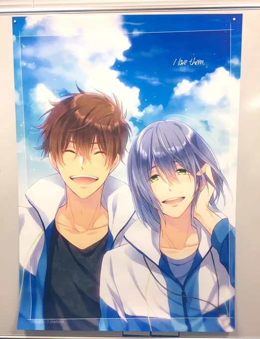 入稿した瞬間に刷りあがる(まじで)ので布ポスター引き取りに行ってきました 今回も綺麗に刷っていただきました☺️ 夏コミの際の目印にどうぞ?‍♂️ 