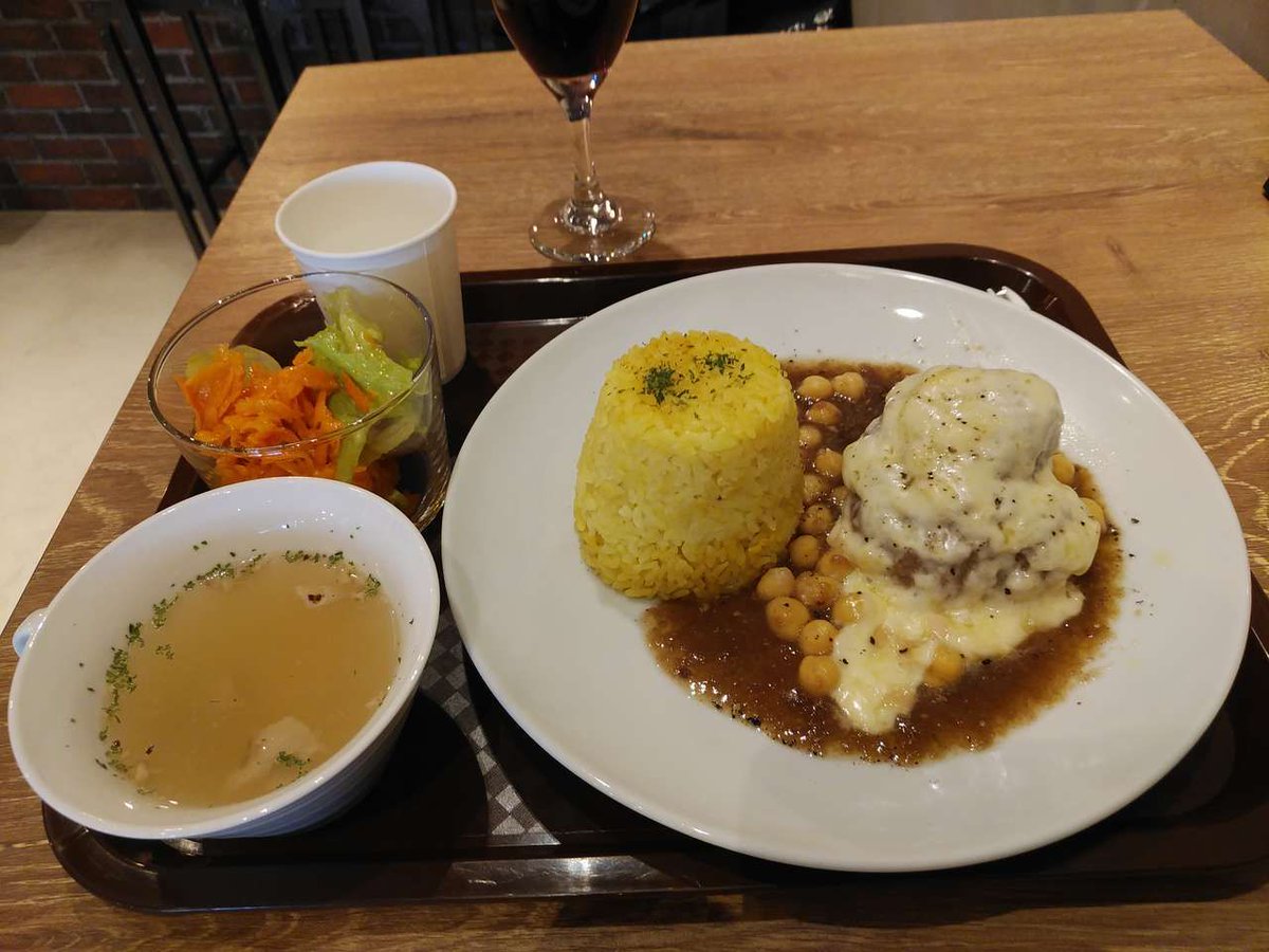 ট ইট র ブログdeバーチャル駅長 阪急電鉄 西宮北口が本店のワイン専門店 Cave De Terre は エビスタのお店ならランチも堪能できる T Co Sz3pn7o2hn この日は 赤ワインの煮込みハンバーグ そしてグラスワインで昼呑み 阪神 西宮 ワイン ট ইট র ブログdeバーチャル駅長 阪急電鉄 西宮北口が本店のワイン専門店 Cave De Terre は エビスタのお店ならランチも堪能できる T Co Sz3pn7o2hn この日は 赤ワインの煮込みハンバーグ そしてグラスワインで昼呑み 阪神 西宮 ワイン