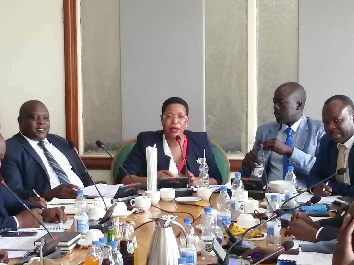 pwatchug's tweet photo. Members of the Public Accountability Committee raise the issue of misconduct of RDCs. Hon. Anita says they have become land grabbers and are never in their offices. Hon. Adonga Otto recommends training and improvement of the welfare of the RDCs to regulate these vices. #PACUg https://t.co/CAGeADxuY4