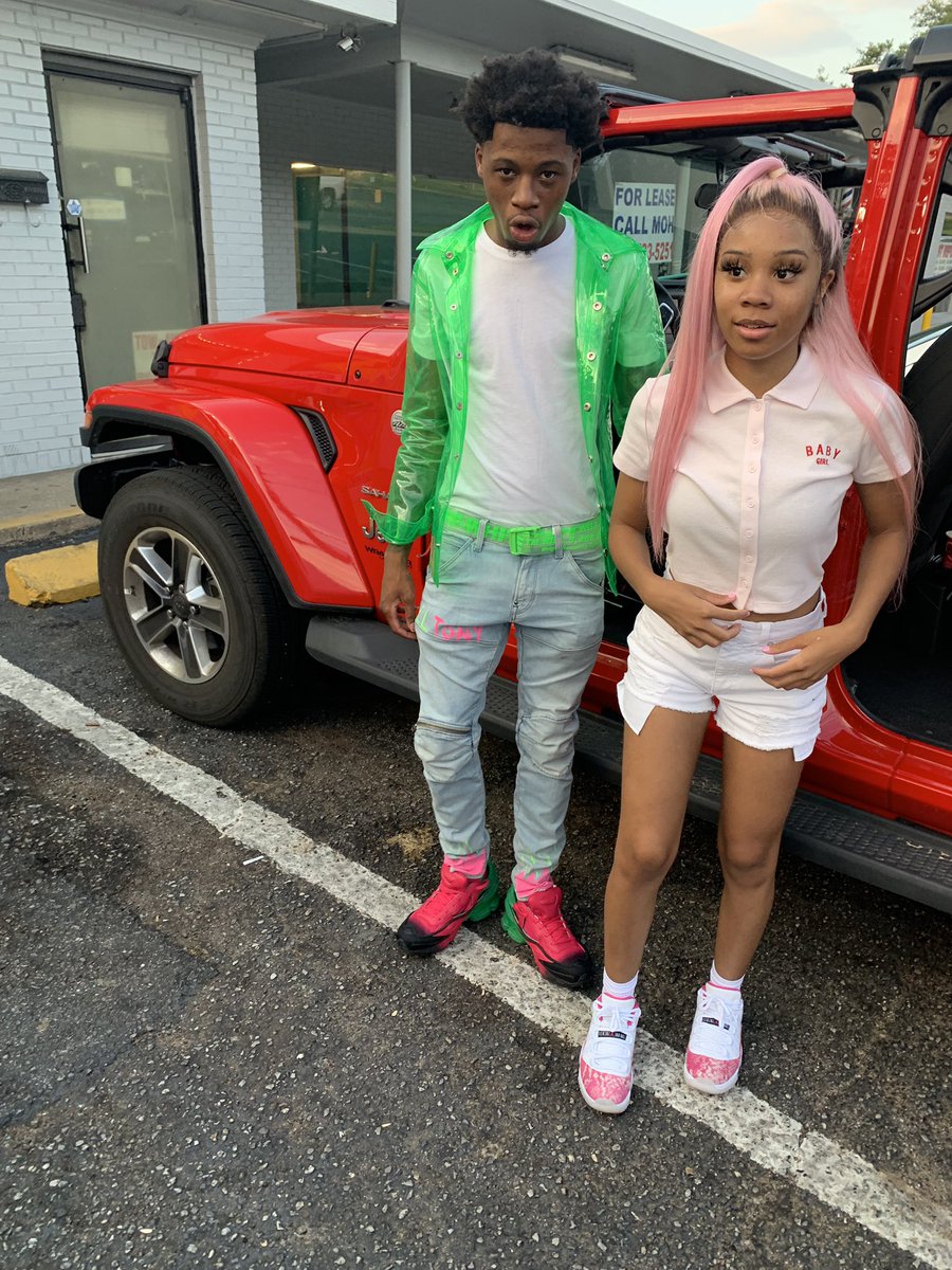 1mrwongg's tweet image. If you stand next to us 👫 you close to a blessing 🙏🏽so I’m suggesting we should get arrested 👮‍♂️ for aggravated 😤flexing 💪🏽 ❗️ (We like cosmo &amp;amp; Wanda 💚💞)  #longlivetony #explore #EXplOration