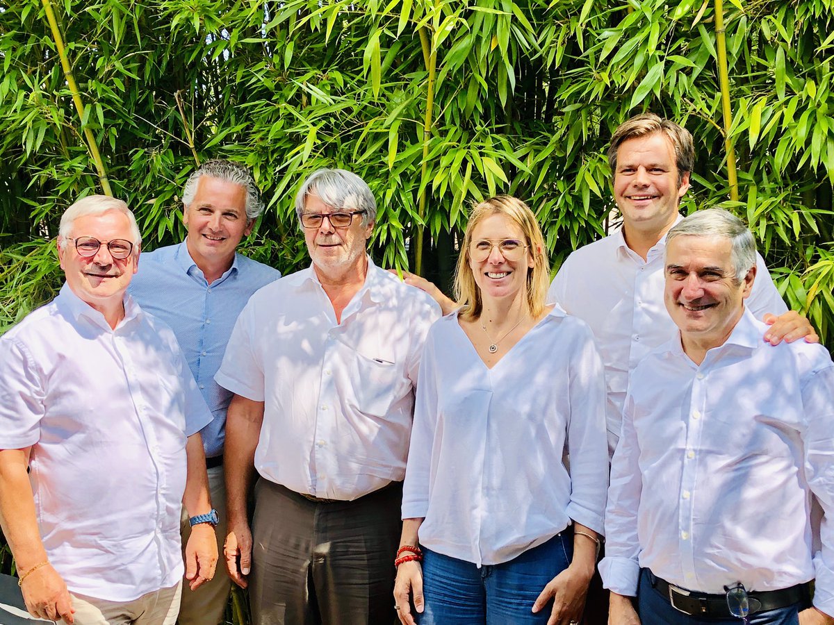 ⚠️BREAKING NEWS ⚠️ : signature ce jour de l’acquisition du fond de commerce du site de St-Symphorien-de-Lay des @AutocarsGuillermin par <a href="/AutMaisonneuve/">Autocars Maisonneuve</a>