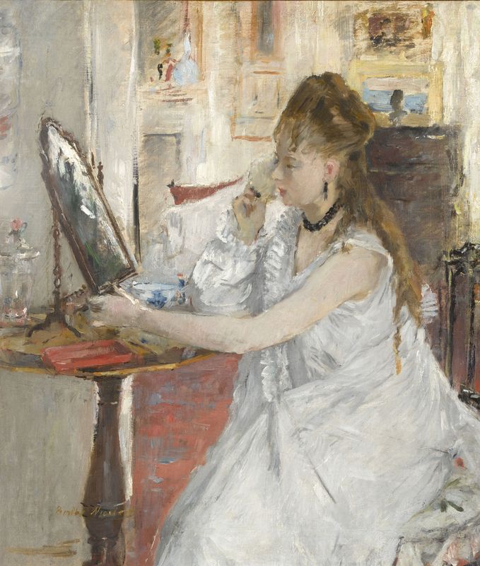 Chez les impressionnistes, la mode devient un élément incontournable de la peinture moderne. 
Sous les pinceaux de #BertheMorisot, cols, jabots, étoffes ou fourrures sont autant de prétextes pour déployer une touche nerveuse et allusive. 

🎨"Jeune femme se poudrant" (1877)