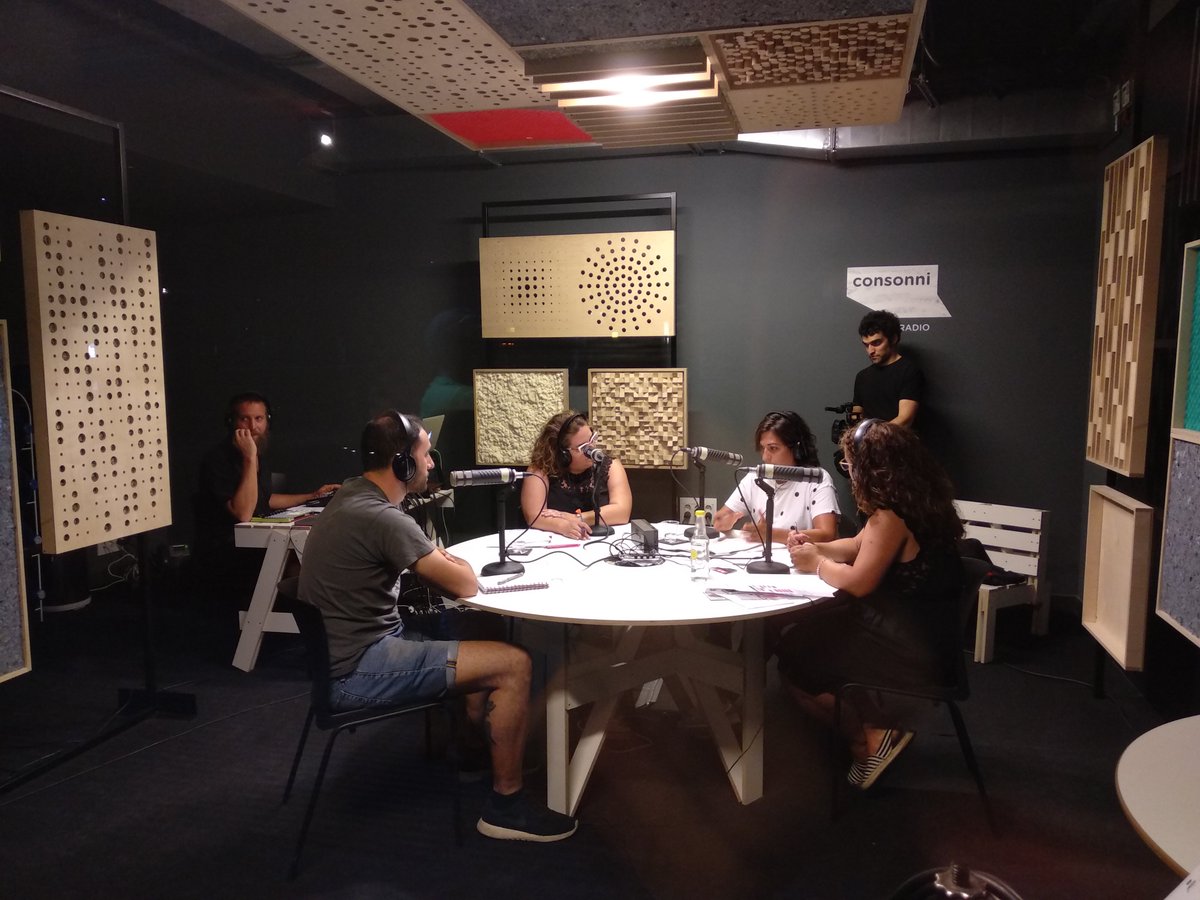 _consonni_'s tweet photo. @ct_conchi @idoiasm @Intangia_ @AzkunaZentroa @AinaraLeGardon @martacdehesa @ekkidegoa ¿Hacía donde va la Propiedad Intelectual?
#03:"La gestión es nuestra"
Debatimos sobre entidades de gestión colectiva y autogestión. Nos acompañan @AinaraLeGardon #JokinErkoreka-@ekkidegoa,@martacdehesa, @celiaparradiaz,#EricJordi-@unisonrights
https://t.co/7xp7VB37jb
#HablemosPI https://t.co/rL9SVtjs3P