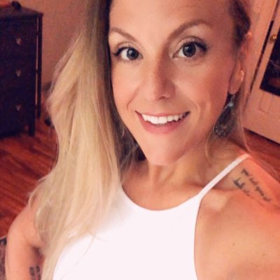 13Nicolek's tweet photo. #NewProfilePic https://t.co/HWNAJEzdgm