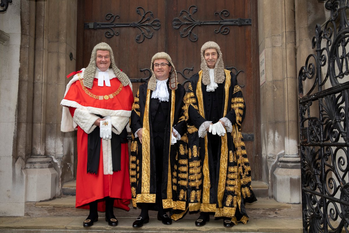 "I have sworn an Oath that I will defend the independence of the judiciary and respect the rule of law” - <a href="/RobertBuckland/">Robert Buckland</a> QC MP.

Read the Lord Chancellor’s full speech, from today’s swearing-in ceremony: 
gov.uk/government/spe…