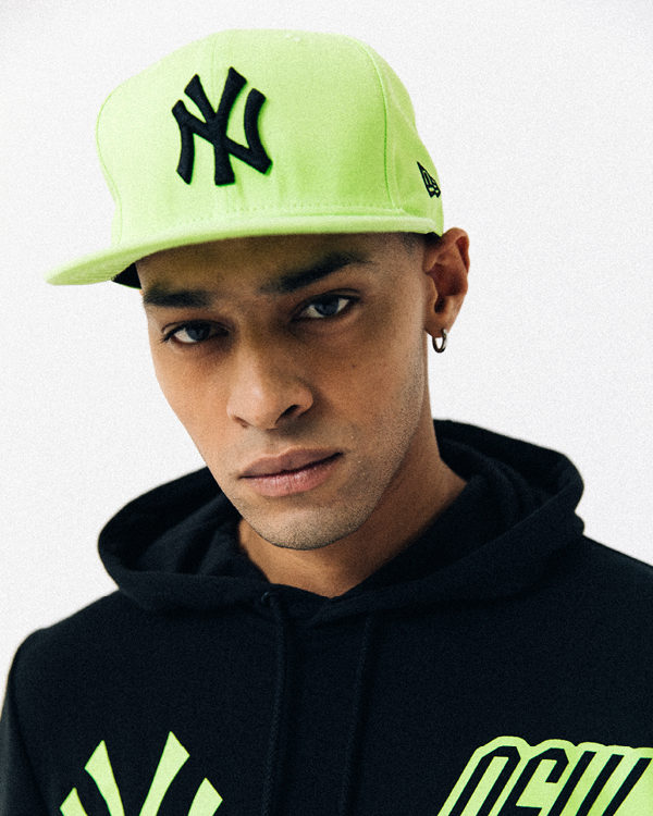 NewEraEurope's tweet photo. We introduce The Neon Pack Exclusive. Available in-store and online https://t.co/vZ4FMkLGKz.
#NewEraEurope #Yankees #LosAngelesDodgers #Dodgers #NeonPack #Exclusive https://t.co/IpTi0h5MlA