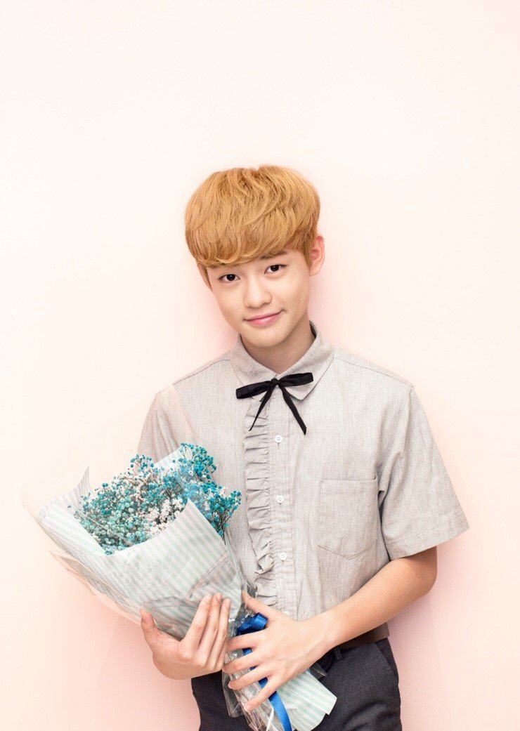 chenle_S2's tweet photo. 2016 천러는 아기하리보였는데 2019 천러는 대장하리보야 https://t.co/L92AR3UIXE