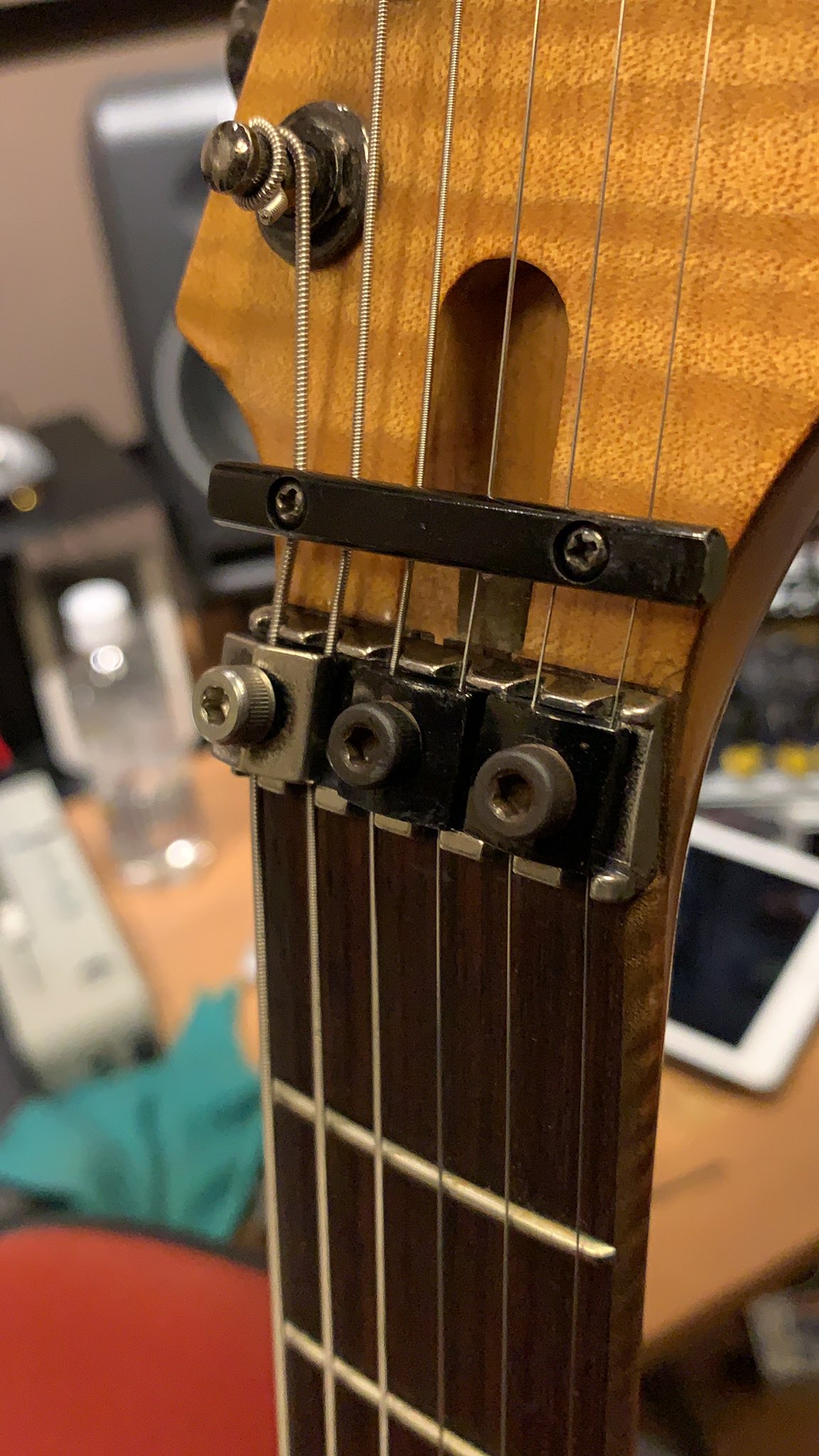 アイバニーズ　Ibanez　ロック 篤志 على X: 