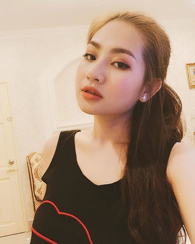 debbyangg828's tweet photo. ๐
.
.
.
.
. #indomodelgram #indomodelcasting #femalemodel #photoshoot #modelindonesia #indonesianmodel #indonesiamodels #modelingindonesia #modelsurabaya #modelbandung #modeljakarta #modelmalang #modelhits #fashionmodel #modelfashion #model #topmodโฆ https://t.co/cyVrfJIbM1 https://t.co/ZDxFyjKIQa