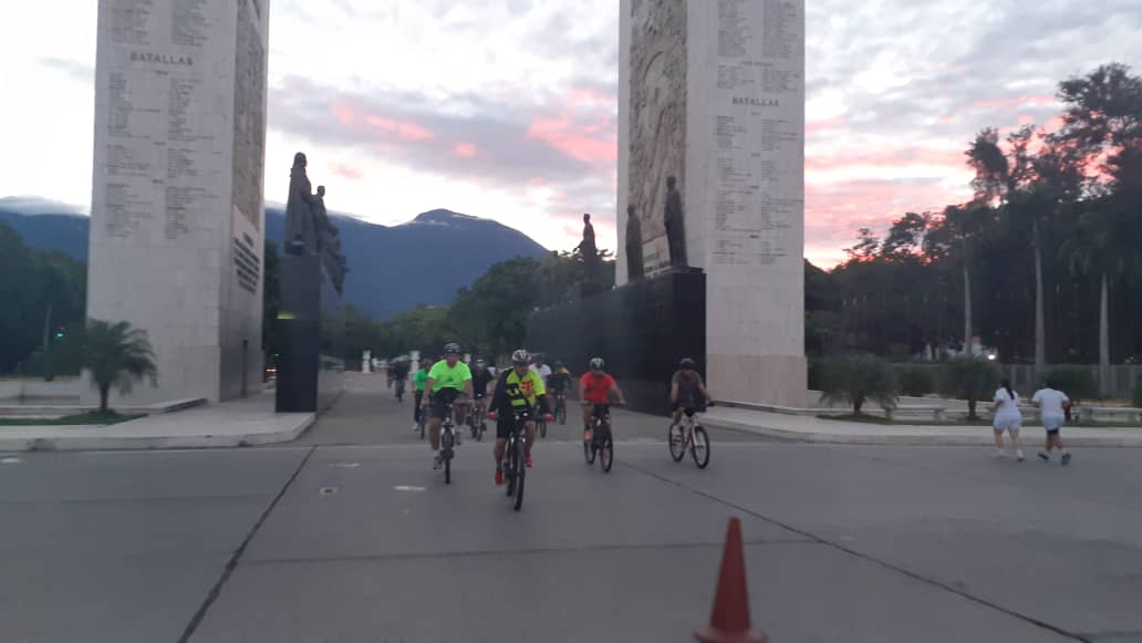 Comando Logístico tweet media