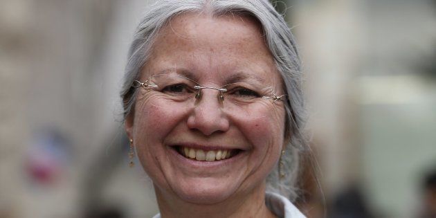 L’entreprise de démolition continue… les4verites.com/politique/lent…