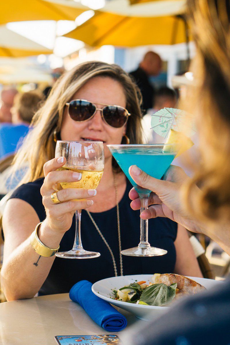 arubabeachcafe's tweet photo. Aruba is having a contest! Winner receives $100 gift card. All you have to do is 'Share This Post'! (One share per person, duplicates will be disqualified.) Winner announced August 30th! 🍹☀️🌴😎 #sharingiscaring #sharingcontest #100dollarprize #lbts #onthebeach #arubabeachcafe https://t.co/4cKqNw0d1T