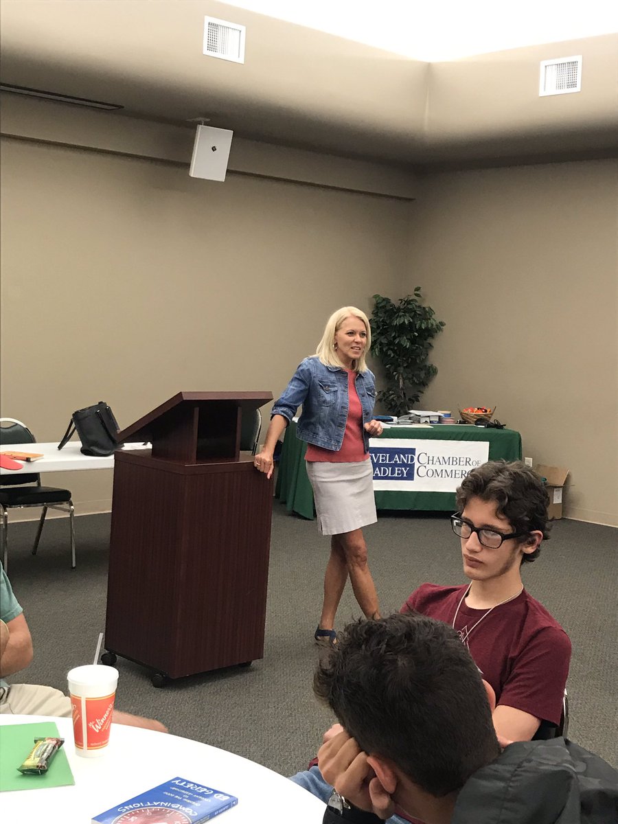 ChamberYL's tweet photo. Kicking off the 2019-20 youth leadership class with the retreat. Gina Allison is our speaker! #preparingfornewyear #futureleaders https://t.co/zeniZ9R1Hu