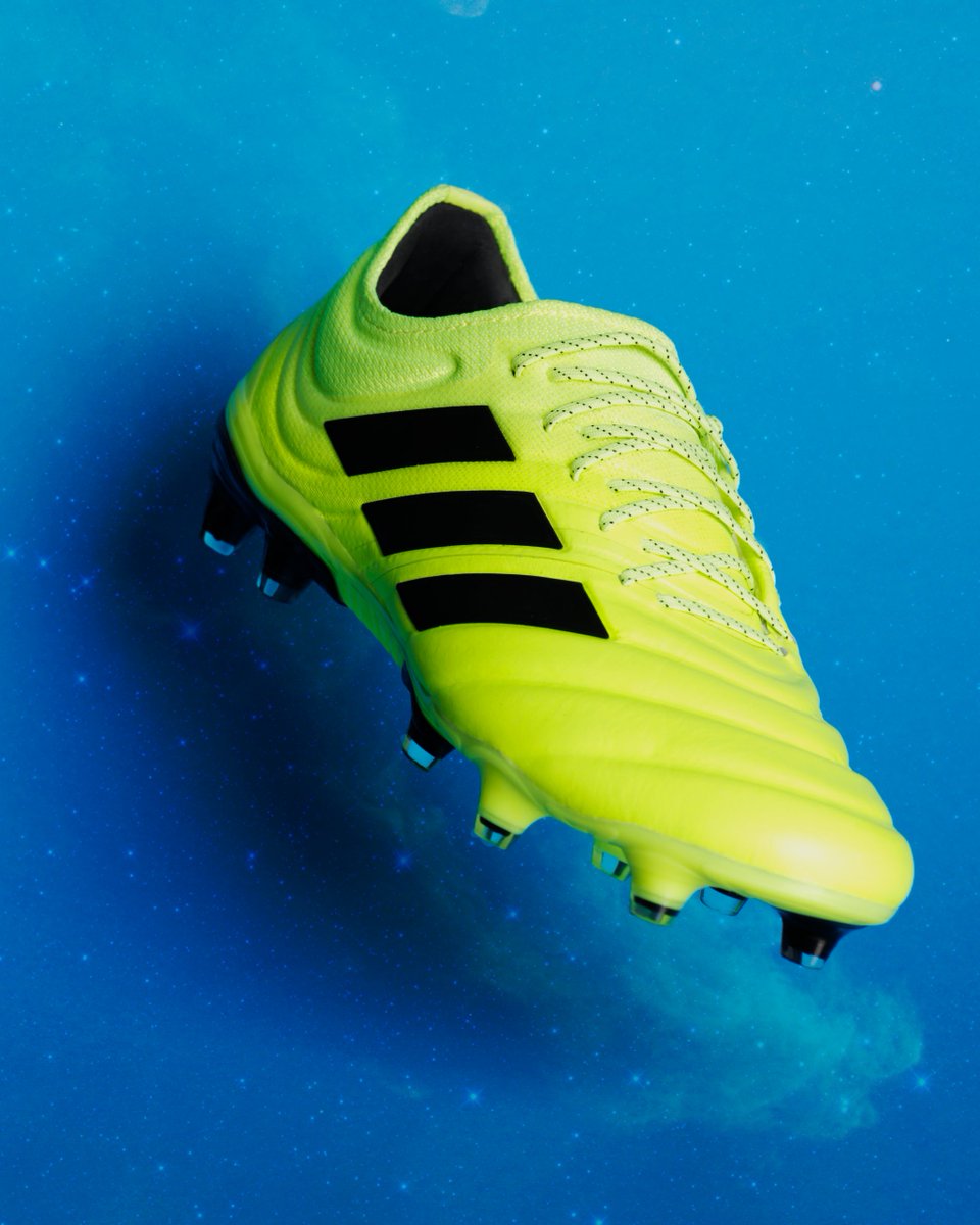 futbolfactory's tweet photo. #Copa19 / Style is everything.
📲 Toda la colección adidas Hard Wired disponible en https://t.co/RUzR3ZKhf9
#adidasFootball
#HardWired
#CreatorsOnly
#DareToCreate https://t.co/WP3QF53XVw
