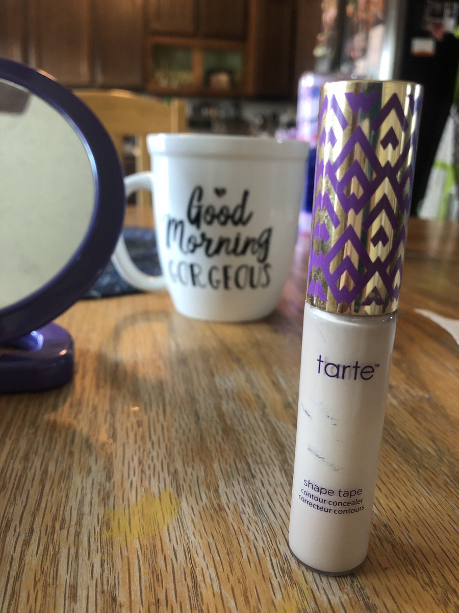 shvander's tweet image. This is by far the best concealer I’ve used. Great coverage. A little goes a long way. @tartecosmetics #shapetape