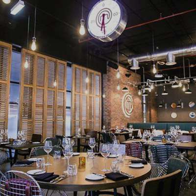 MSC_Crociere's tweet photo. Congratulazioni a Teresa ed Alberto, i fortunati vincitori del sorteggio #MasterChefAtSea che si sono aggiudicati diversi premi, tra cui una cena per 2 al Ristorante "MasterChef, the TV Experience" di Dubai.
Scopri di più: https://t.co/1sSSbcjupn https://t.co/COrV9tjSfu