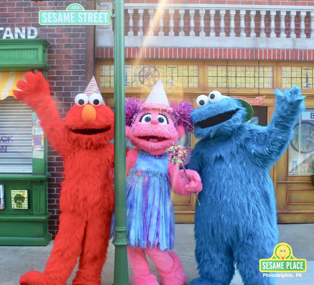 Happy 39th Birthday Sesame Place! Comment down below with your birthday wishes and favorite memories!