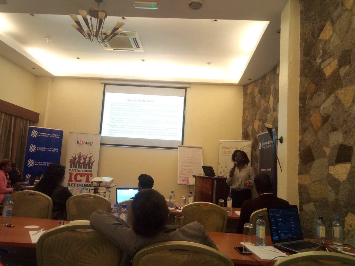 KenyaPrivacy's tweet photo. Thanks @jossiemiliza of @TunapandaOrg for your dedication in serving the kibra community through providing access to internet &amp; training. So how can you build your own internet? @ISOC_Kenya @kenet_ke @internetsociety @CA_Kenya #KESIG2019 #KIGF19 #KIGF2019 #DataGovernanceKE https://t.co/wkjERTklBJ