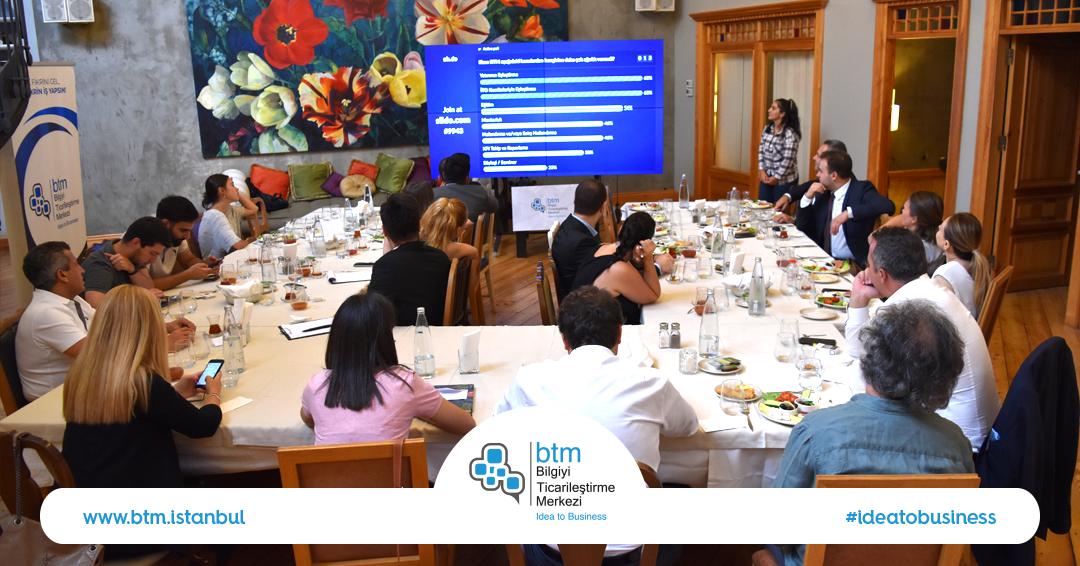 btmistanbul's tweet photo. BTM Fulya Yerleşkesi’nde gerçekleştirilen Investor Meetup Etkinliğinde yatırımcılar bir araya geldi. BTM’nin yeni dönem çalışmaları hakkında BTM Direktörü İbrahim Elbaşı’ndan bilgi alan yatırımcılar, etkinlik sonrası BTM’nin yeni yerleşkesini gezdi.

#btmistanbul #ideatobusiness https://t.co/3DmrQm0SI9