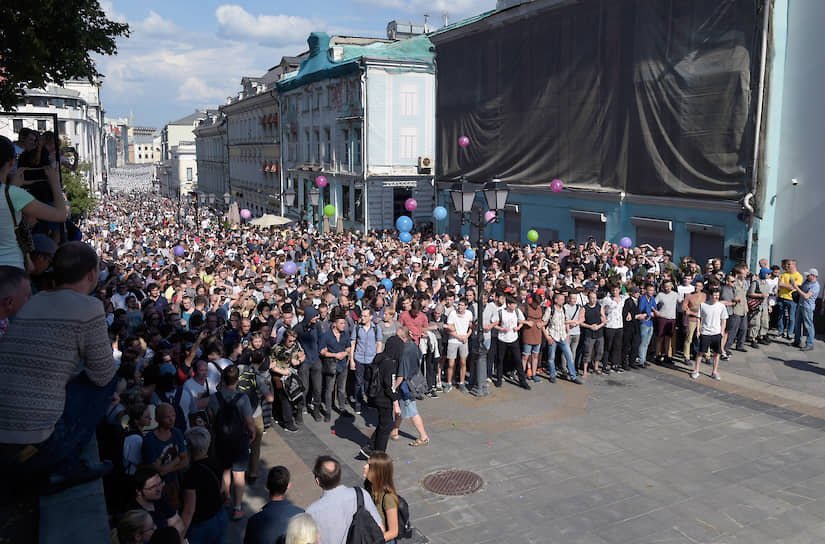 Ход митинга. Митинг 27 июля 2019 в Москве. Массовые беспорядки в Москве 2019. Митинги в Москве 2019.