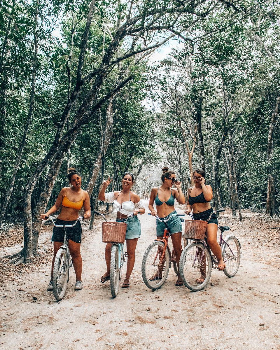 𝗧𝘂𝗹𝘂𝗺, 𝗹𝗶𝗸𝗲 𝗵𝗮𝗽𝗽𝗶𝗻𝗲𝘀𝘀, 𝗶𝘀 𝗯𝗲𝘁𝘁𝗲𝗿 𝘄𝗵𝗲𝗻 𝗶𝘁'𝘀 𝘀𝗵𝗮𝗿𝗲𝗱 ❤️ 𝘞𝘪𝘵𝘩 𝘸𝘩𝘰𝘮 𝘸𝘰𝘶𝘭𝘥 𝘺𝘰𝘶 𝘭𝘰𝘷𝘦 𝘵𝘰 𝘤𝘰𝘮𝘦 𝘷𝘪𝘴𝘪𝘵 𝘵𝘩𝘪𝘴 𝘱𝘢𝘳𝘢𝘥𝘪𝘴𝘦? @GoMexCaribbean 

📷: camillamalm via IG