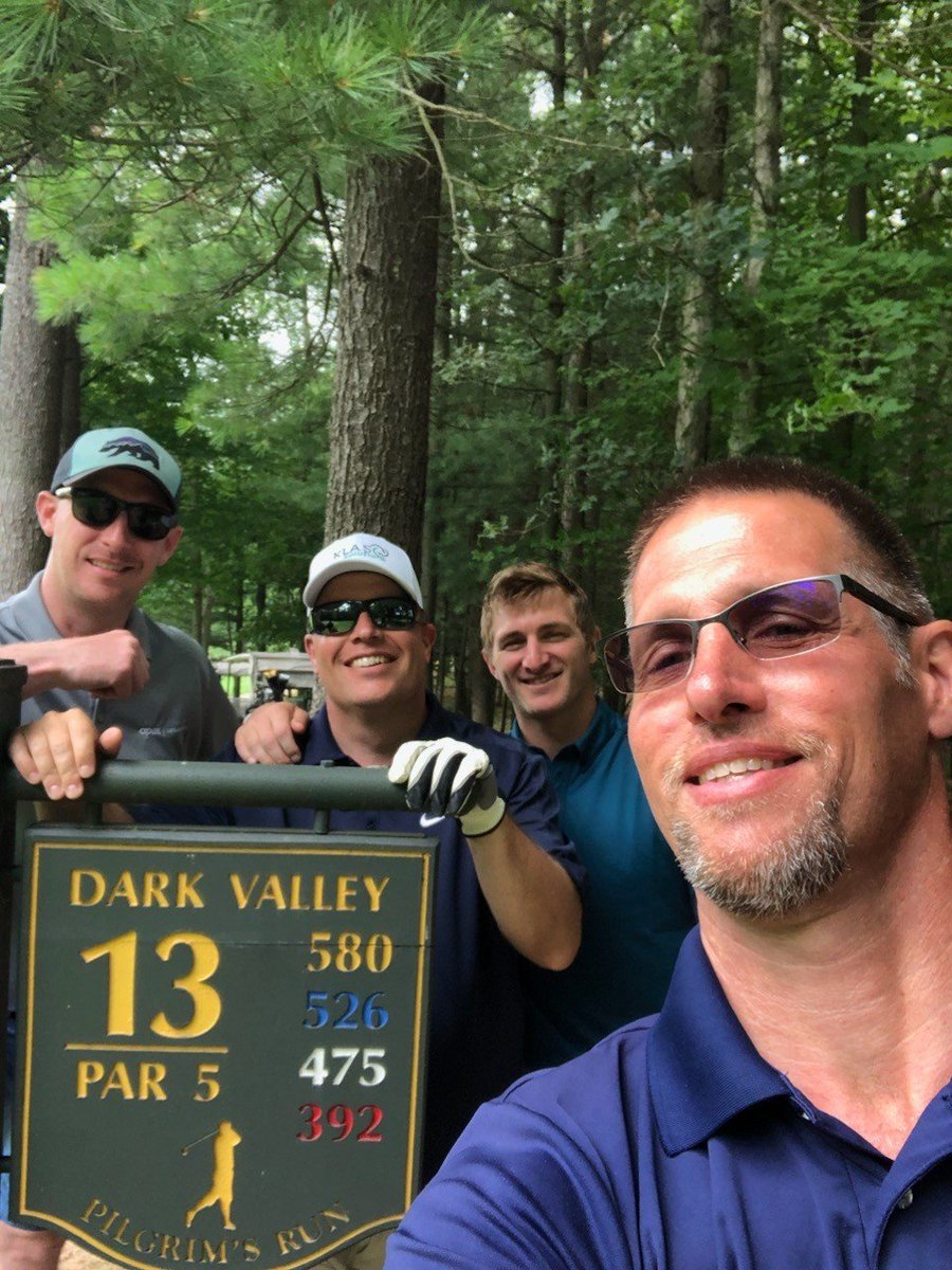 APEXDB's tweet image. David Bordewtyk had a great time golfing with the guys from @KLAS_Solutions , Anterior Quest, @bencodental , @DentsplySirona &amp;amp; @hu_friedy.
#apex #apexdesignbuild #yourpracticemadeperfect #michigan #michigandental #networking