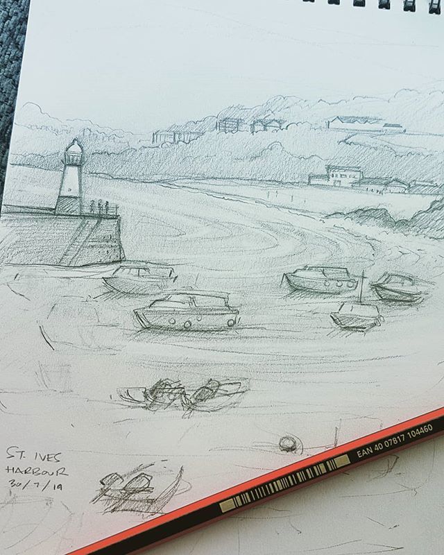 antharding's tweet image. What better way to spend an overcast day on holiday than to do a bit of sketching and drink coffee 😊
.
.
.
#sketching #sketchbook #pencilsketch #art #stives #cornwall #holidayart #stivesart #gallery #artistsoninstagram #drawing #stivesharbour #boats … ift.tt/2ymdEF9