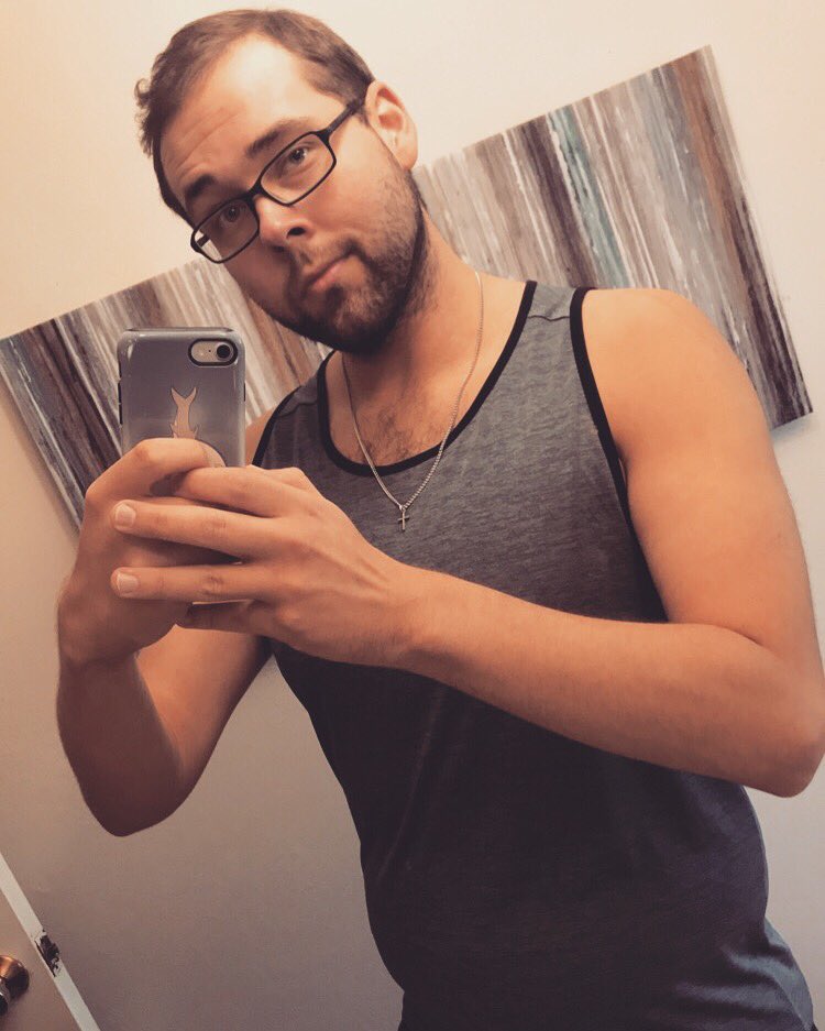 lance_out_loud_'s tweet photo. She snapped. #hotgirlsummer #gaytwitter #singlegaylife #hotgaysummer #snapped https://t.co/k1TFlu0QZq
