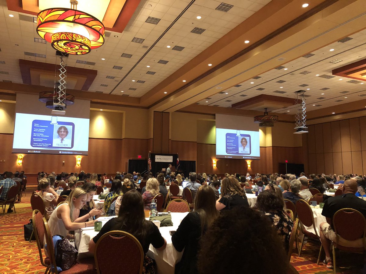 ColoradoFBLA's tweet photo. At the Colorado Association of Career & Technical Education (CACTE); state officers, teachers, and administrators got to network with skilled professionals to better serve their duties! #FBLA #networking #usingresources https://t.co/NQdem1VUbG