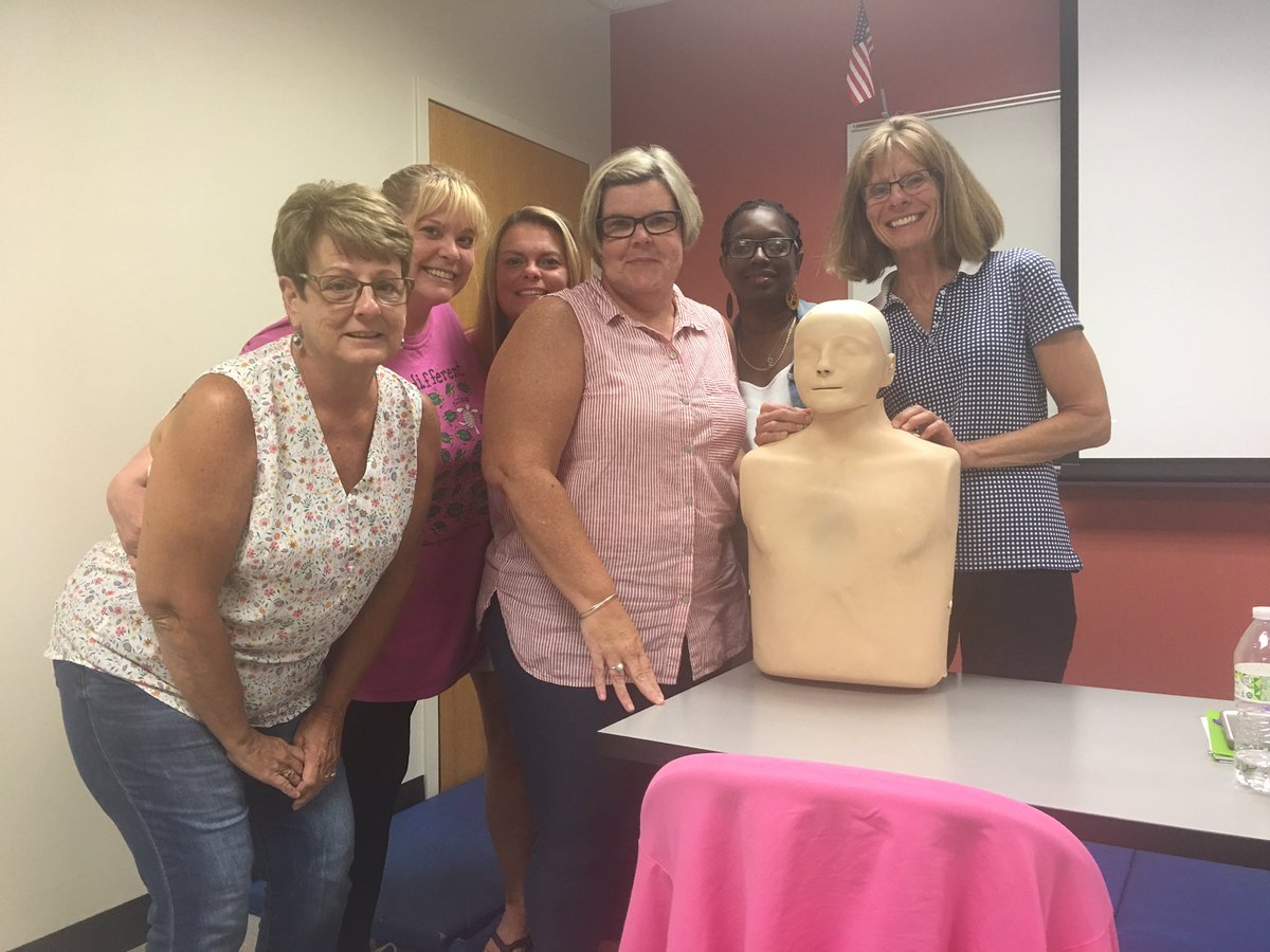 BriarcliffES's tweet photo. Great day at CPR, First Aid, and AED training!#otherbulldogsmatter, #teacherssavinglives, #pumpachest https://t.co/1wvRQUXa7z
