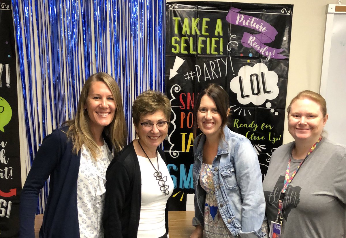 Awesome morning learning with <a href="/CarolJago/">Carol Jago</a>! A good reminder that our goal is to create students who love to read and write. <a href="/MrsDobrowClass/">Susan Dobrow</a> <a href="/crystalbayley/">Crystal Bayley</a> #mccluremarshals #misdlearns