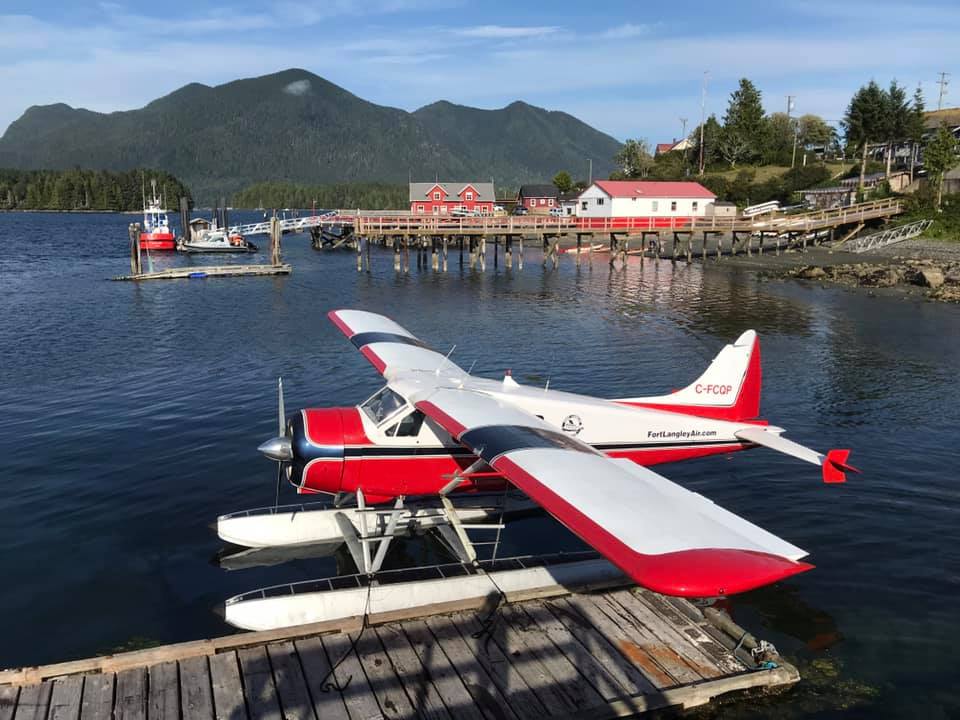 ftlangleyair's tweet photo. Downtown #Tofino. Thanks to the @TofinoAir folks for being super hospitable. https://t.co/o2GYOum1nx
#FlytheFort #dhcBeaver #flaotplane #seaplane #floatplanecharter #destinationBC https://t.co/BruYLg3Zt1
