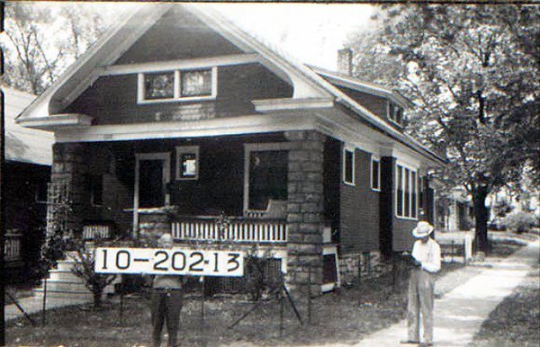 MidtownKCPoster's tweet photo. Manheim Park block attracted immigrants in 1920s https://t.co/05XmvFqANE https://t.co/EbRjqQKSYs
