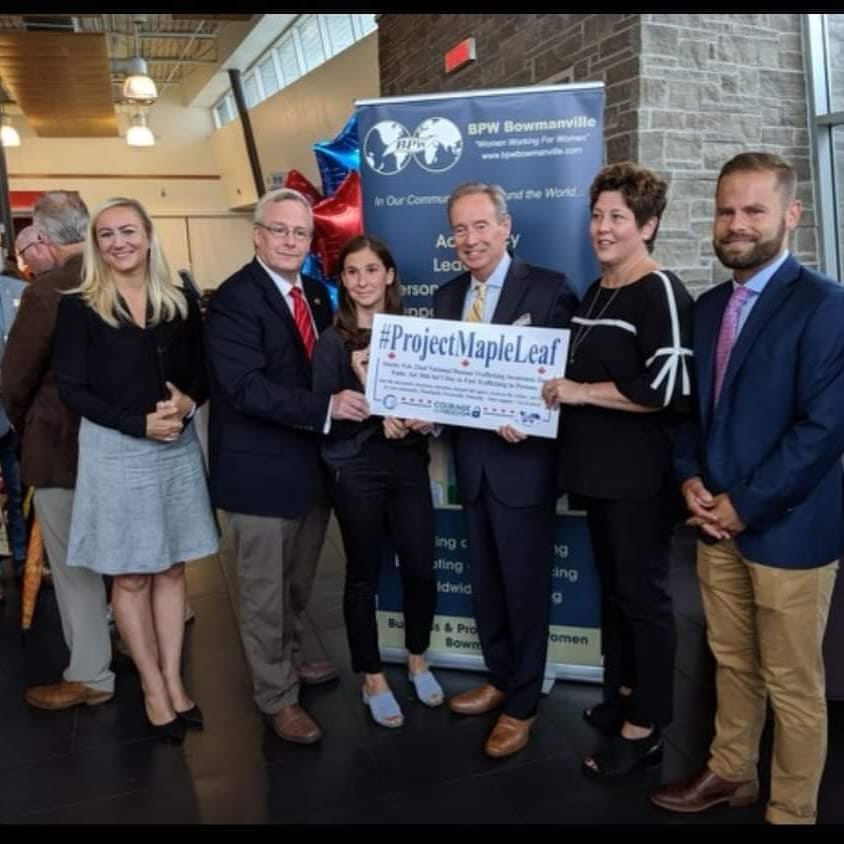 lornecoe's tweet photo. This morning I attended #ProjectONroute in Port Hope to raise awareness of human trafficking. Proud to stand alongside my colleagues @KingaSurmaMPP, @DavidPiccini, @lparkpc and many others to support #ProjectMapleLeaf and to #EndHumanTrafficking https://t.co/QAgWjtSaKM