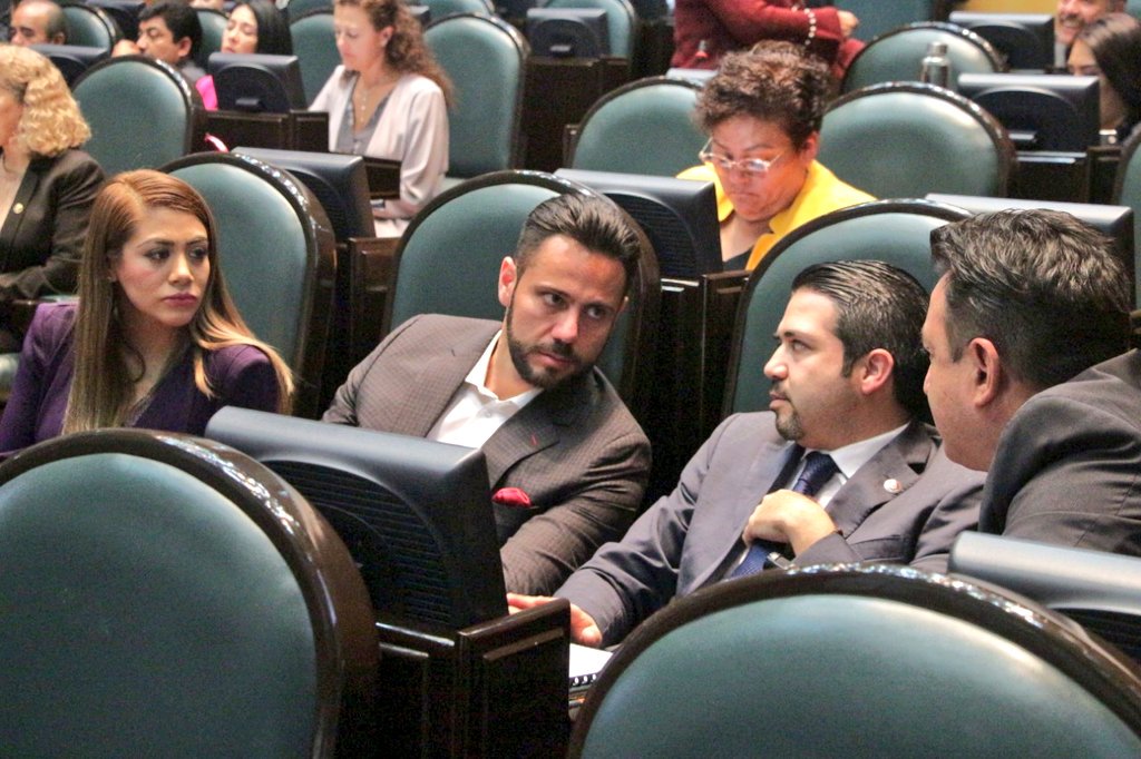anuarazar's tweet photo. Me encuentro en la sesión plenaria de @Legismex en la que se presentará una iniciativa de la autoría de @ReneeRodriguezY y un servidor, para garantizar la educación inicial y superior en el #Edoméx. https://t.co/idTIm4Q5eM