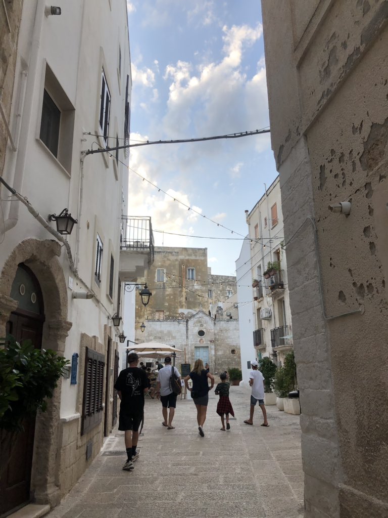 charsmithx_'s tweet photo. Italy is the most amazing place with the most lovely people stunning food and unreal views. What a holiday we have had 🇮🇹🇮🇹🇮🇹❤️ https://t.co/ce2r416PNf