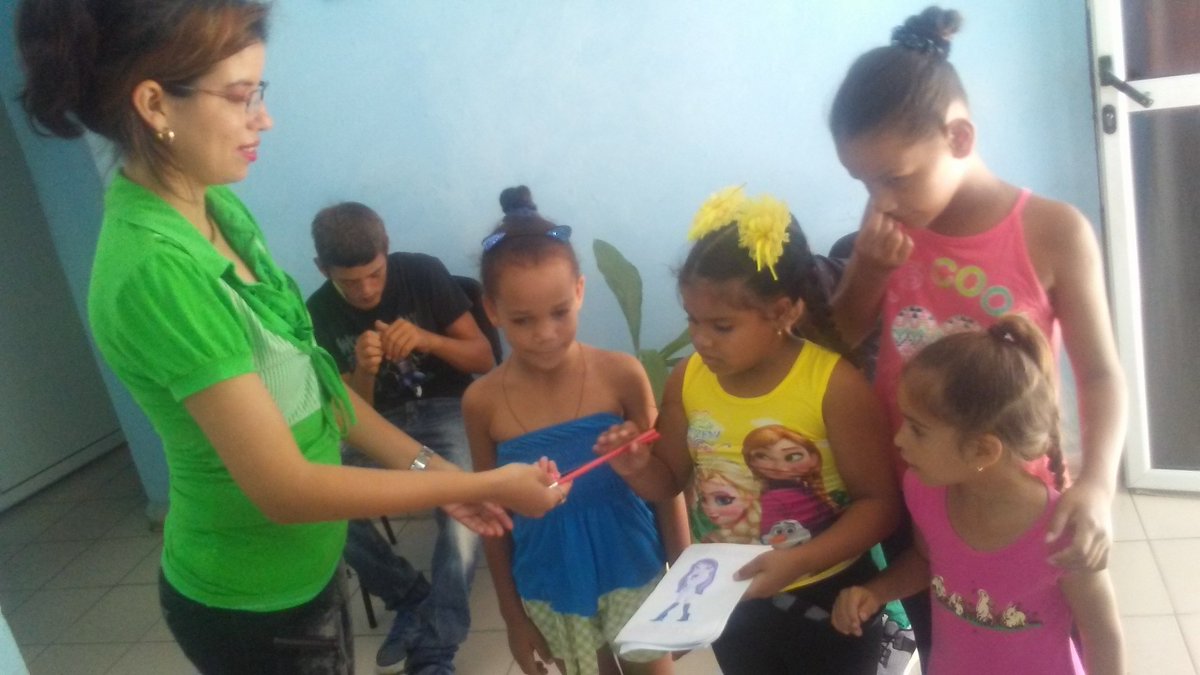 LeonDaimy's tweet photo. Actividades Veraniegas en Joven Club Cmg VIII Garrido con Juegos Tradicionales con la participación de la Casa sin Amparo Filial y la Participación de los Peques de la Comunidad.
#Jovenclub #Camaguey8 #Verano2019 #Vivelo https://t.co/W6DXo4zd2D
