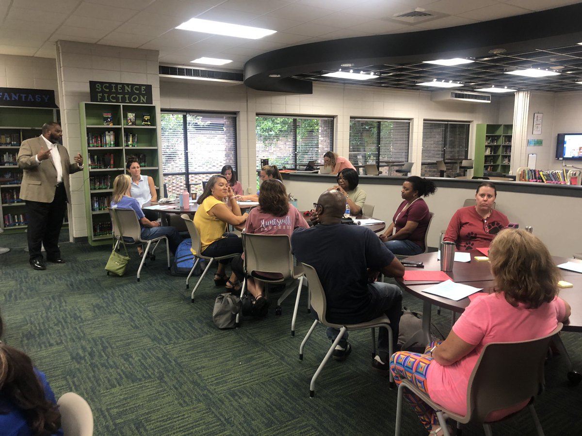 𝔼𝕧𝕖𝕝𝕪𝕟 ℂ𝕠𝕗𝕗𝕖𝕪 tweet media