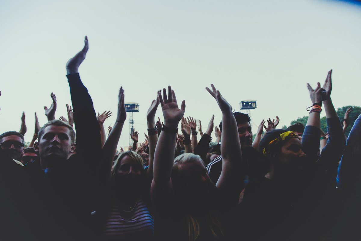 Secure your spot for the <a href="/joshuatreefest/">Joshua Tree Film Festival</a>—coming October 10-13! You won't want to miss this family-friendly festival of music, art and community! 🎸 | joshuatreemusicfestival.com

✨ Book your stay today! | HyattPalmSprings.com