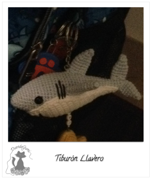 DuendeGumi's tweet photo. Cuidado! que no os muerda el #tiburón 
#amigurumi #hechoamano 
https://t.co/3XB1BMXidS https://t.co/xxsXtG3SoN