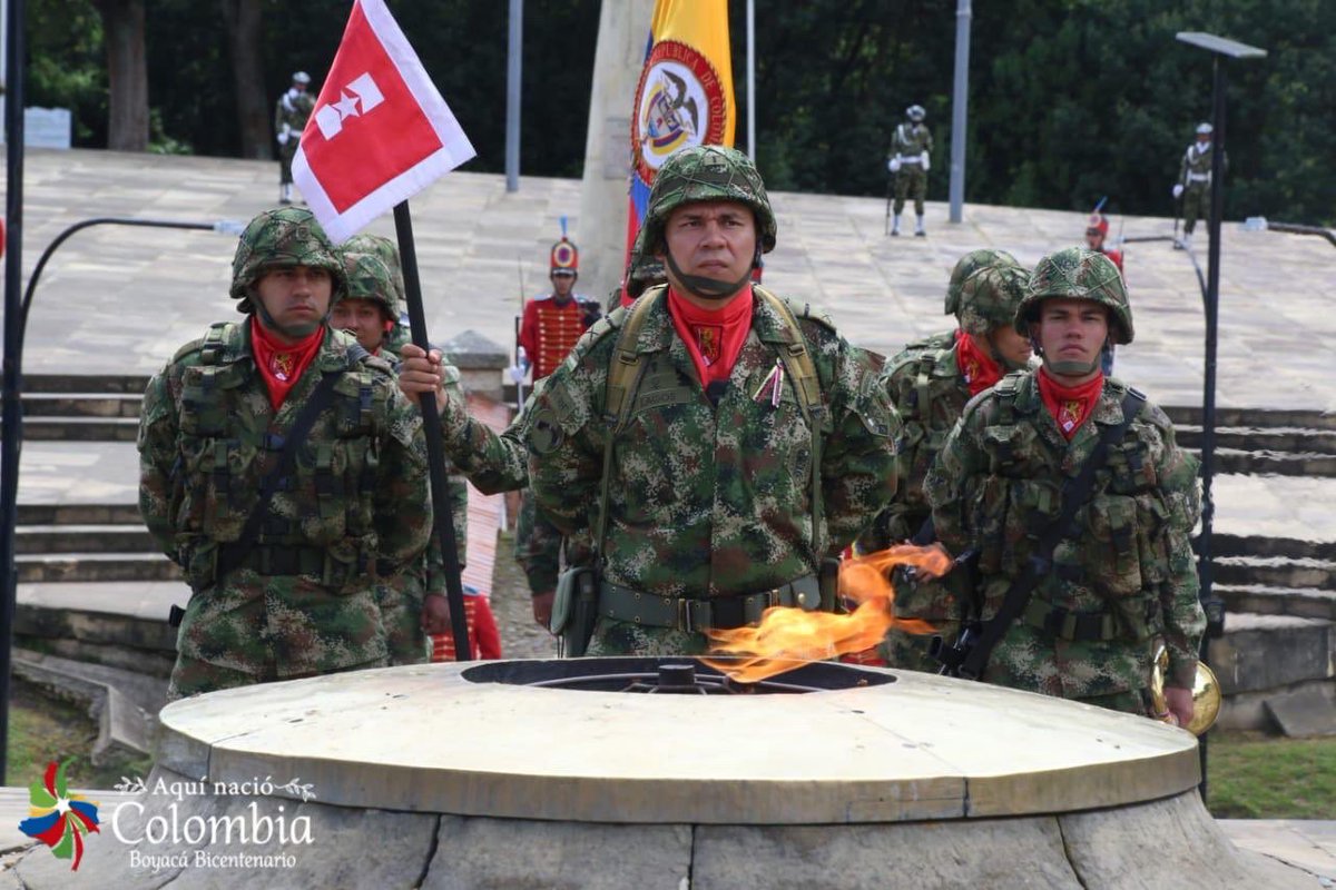 Desde el Puente de Boyacá, lugar de historia y de victoria para todo el país, damos apertura a 13 edición de Concurso Nacional Arcadia.

Este año se descentraliza para hacerle honor a nuestra tierra de Libertad y premiar los conocimientos sobre el Bicentenario. #AquíNacióColombia