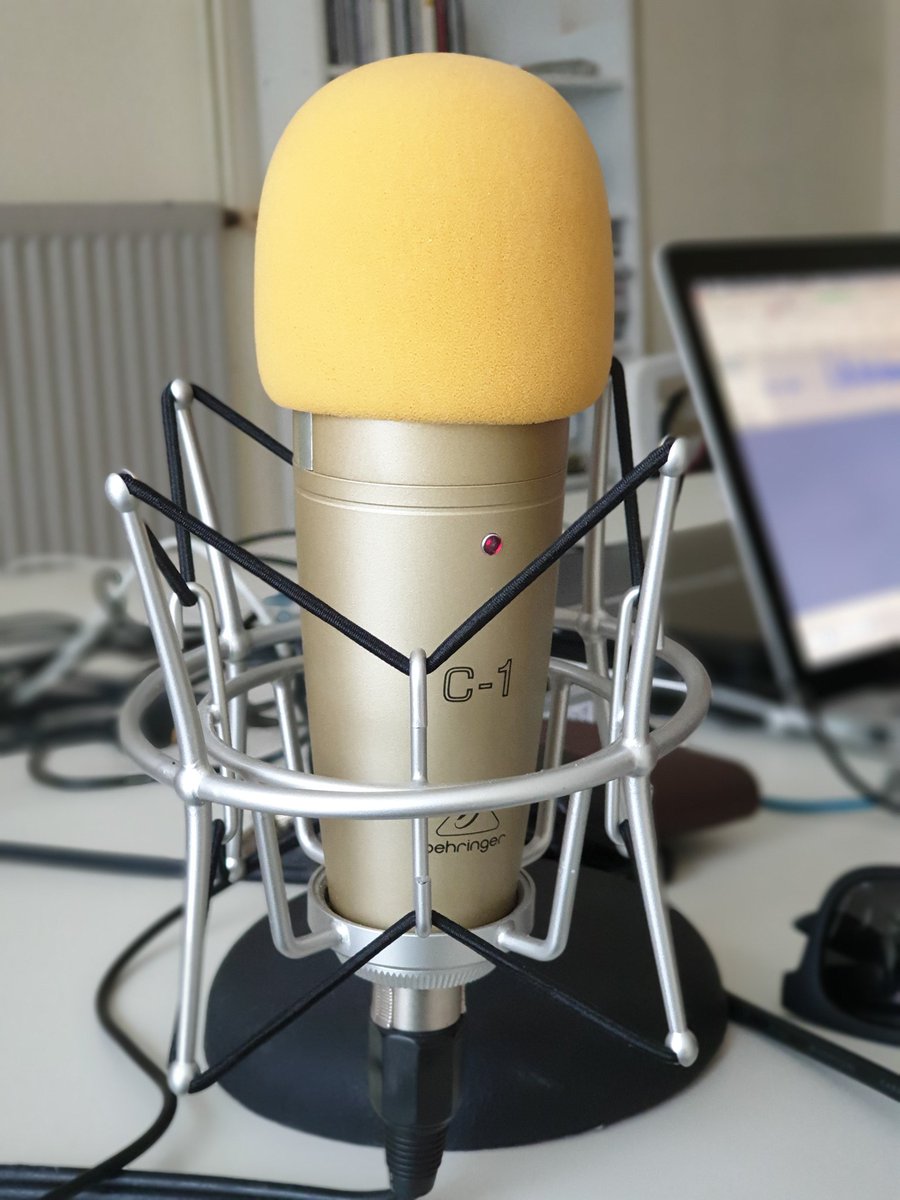 Volvemos a los micros de Radio DSK para participar en un podcast especial de <a href="/LaSagaPodcast/">La Saga Podcast</a>