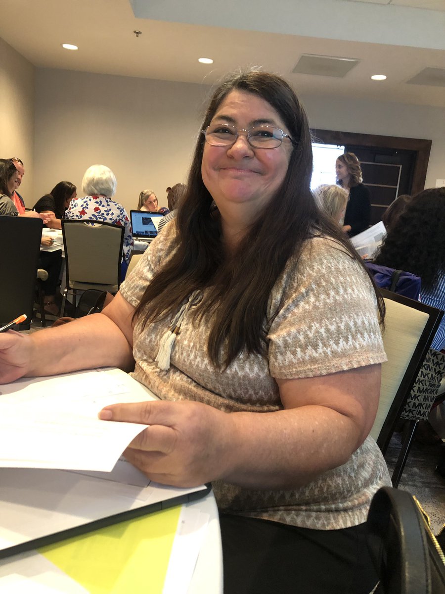 VillageEastEle1's tweet photo. VES’ Intervention Content Leader is hard at work breaking down a Eureka lesson. #TPSDPride #ContentLeader https://t.co/grBsH0dXPG