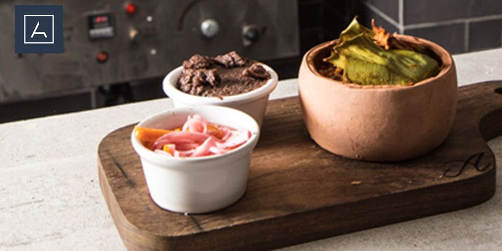 La técnica y la estética viven en cada plato.
Nuestro producto, nuestro orgullo.
#PasaEnAtalaya
#MesaDeTodos