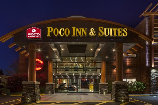 Day and Night we are here to welcome you! #hotel