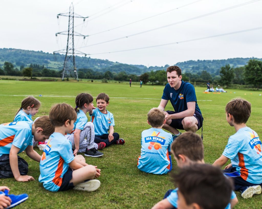 hrcc1885's tweet photo. 1 week to go!! Sign up now to our cricket summer camp at: https://t.co/wllULUHtuj or DM us for more info! @GCBCricket @GlosCCL https://t.co/sbBZ5TupWv