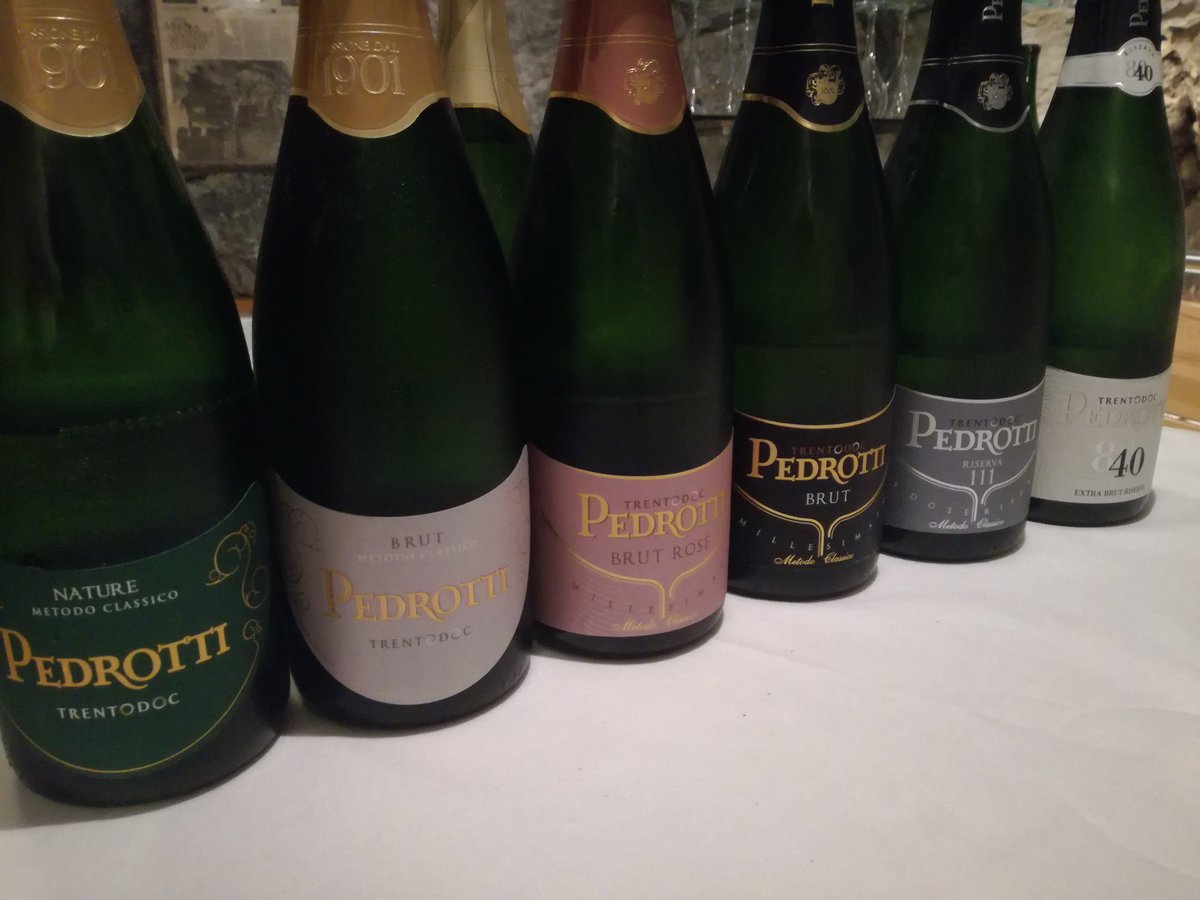 chiarawineguide's tweet photo. The grotto of #Pedrotti
#winery , temple of the quality of their #sparklingwines .
#Trentodoc #trentinoaltoadige #northernitaly #italiansparkling
---
(La grotta dello spumante di #PedrottiSpumanti tempio di una qualità indiscutibile)
#trentino #trentodoc #Trento #spumantiitaliani https://t.co/B9AlkpGjzX