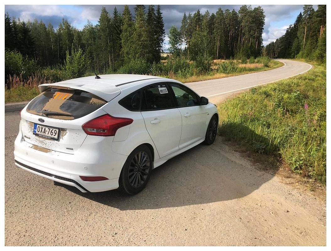 Go4SpeedMsport's tweet photo. #NesteRalli viikko avattu. Maanantaina ilmoittautuminen ja tiistaina nuotituksen 1. päivä, sekä hetki median "kynsissä" 😎 #RallyFinland @RallyFinland #Ford #WRC @madcrocdrink https://t.co/b1F8YdQnzZ