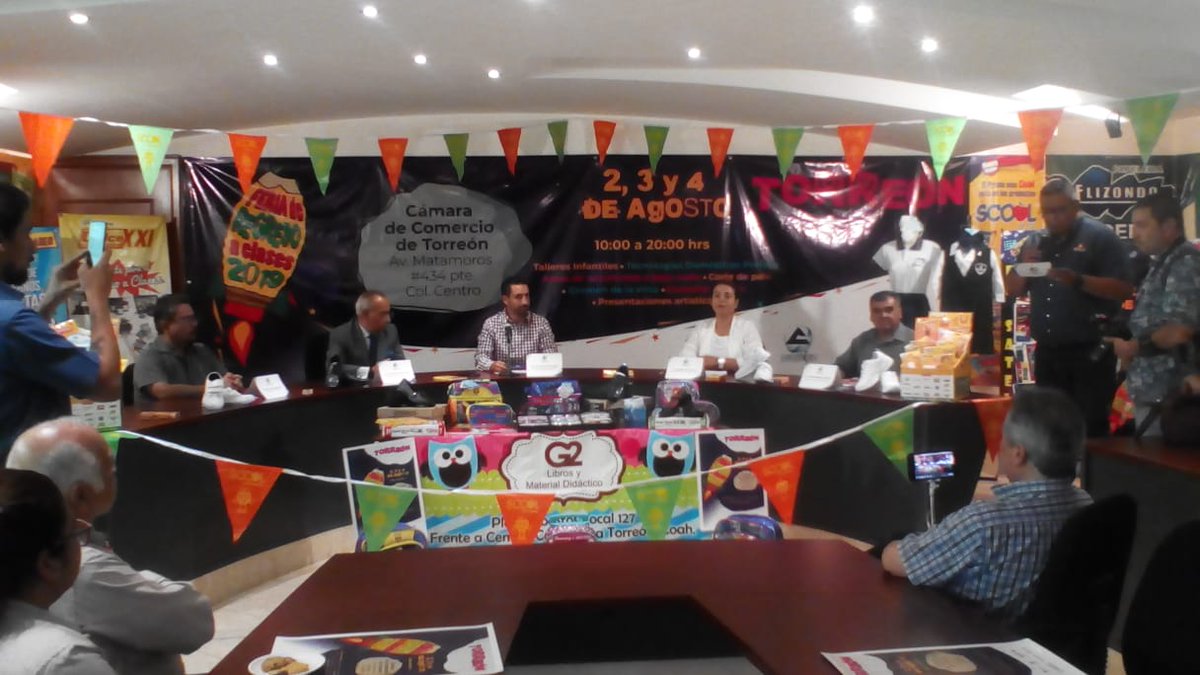 canacotorreon's tweet photo. Se realizó en nuestras instalaciones la Rueda de Prensa de la  #FeriadeRegresoaClases2019, donde encontrarás grandes descuentos en útiles y una amplia variedad de proveedores con las mejores ofertas para ti.
#Teesperamos
#SOMOSCANACOTORREON https://t.co/kEpTb5M6i9