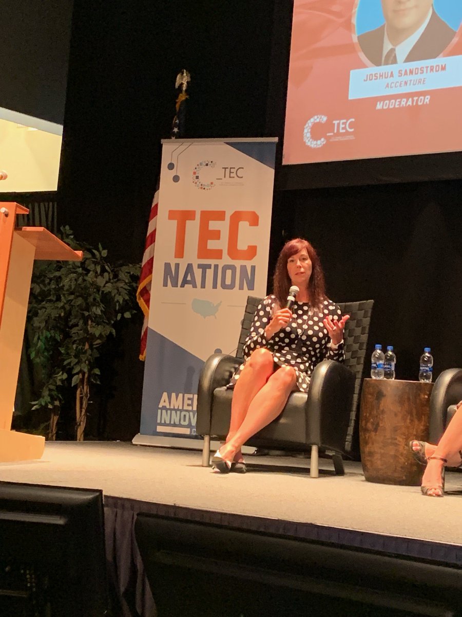 CommShelterBd's tweet photo. We had a great time at TecNation Columbus with the @USChamber @ @Accenture, where Michelle Heritage joined in a discussion about data &amp; analytics sharing to break down barriers for coordinated service delivery. #placetocallhome https://t.co/IJ3l5ZRIkc